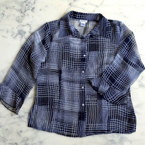 NWOT. NICOLA Black and White Multi Patterns 3/4 Sleeve Button Down Sheer Shirt. - Picture 3 of 4